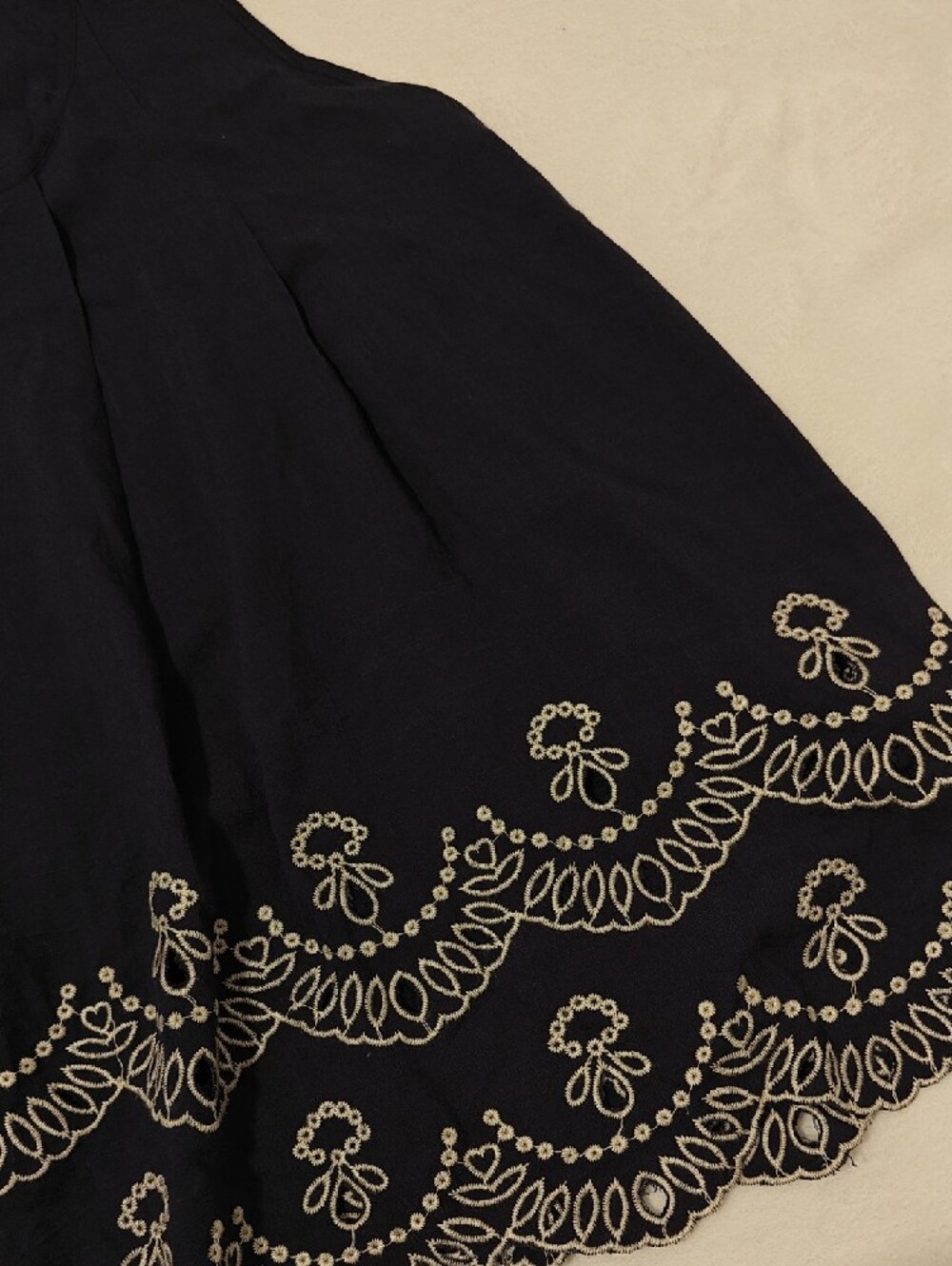 Lulumari Navy Tank Top with Ivory Embroidery - Picture 12 of 13